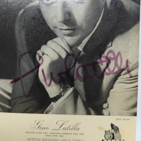 Cartolina autografata di Gino Latilla. Ingrigimento della carta