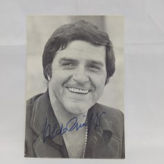 Foto autografata di Giuffre Aldo, 15x10,5 cm. Piega sulla parte frontale
