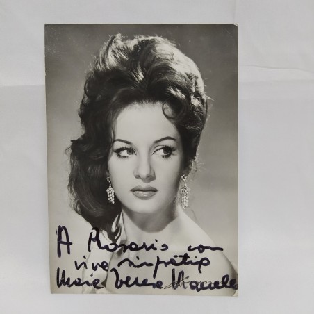 Foto autografata da cantante lirica non identificata, datata 1961. Aloni