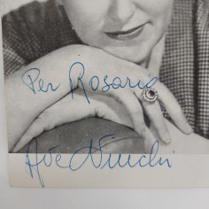 Foto autografata della cantante lirica Ave Ninchi con qualche segno di penna 2