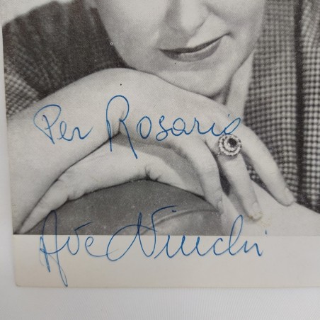 Foto autografata della cantante lirica Ave Ninchi con qualche segno di penna