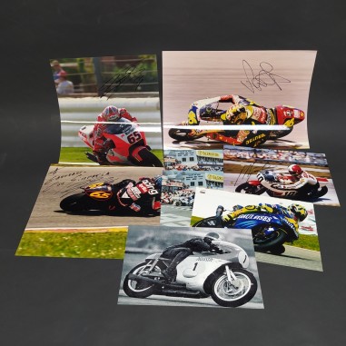 Lotto di 36 foto di F1 alcune con autografi, misure varie ben conservate
