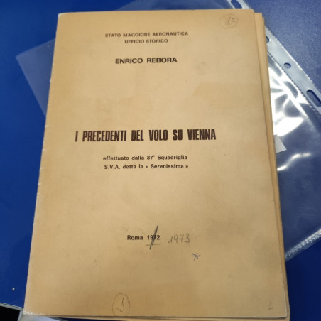 Fascicolo I precedenti del volo su Vienna con foto d'epoca aggiuntive 1972