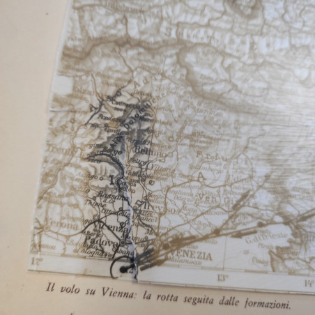 Fascicolo I precedenti del volo su Vienna con foto d'epoca aggiuntive 1972