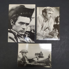 Lotto di 3 cartoline dell'attore James Dean sul set, dimensioni varie
