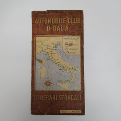 Cartellina con 53 itinerari stradali italiani dell'Automobile Club d'Italia 1949