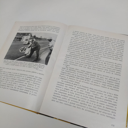 Volume Tecnica e pratica della guida automobilistica da corsa, Taruffi 1961