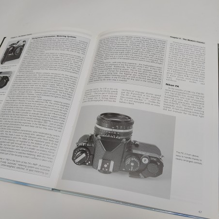 Volume Nikon Compendium - Handbook of the Nikon System, Hillebrand e Hauschild