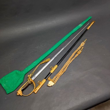 Spada da parata Aeronautica Militare Italiana con fodero panno verde
