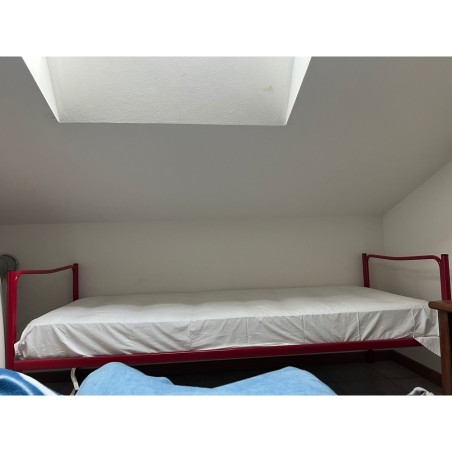 Coppia di letti singoli impilabili a castello 180x75 cm