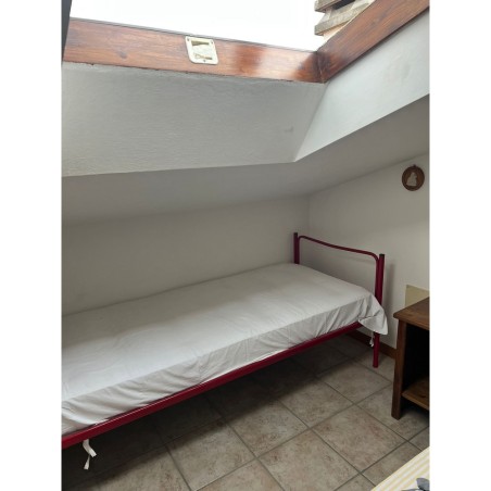 Coppia di letti singoli impilabili a castello 180x75 cm