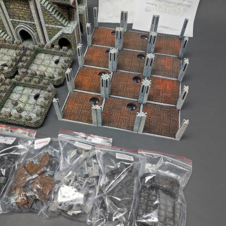 Boar Games Castello per giochi da tavola montato solo per test, completo