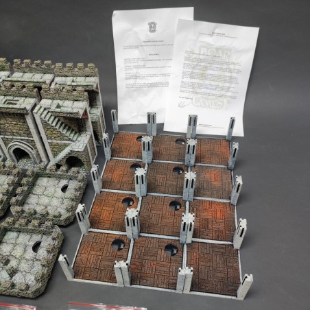 Boar Games Castello per giochi da tavola montato solo per test, completo