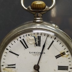 Orologio da tasca Longines, diametro 52 mm con numeri romani. Scheggiato 2