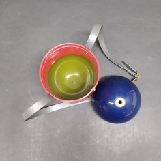 Potagomitolo in plastica marca Roberta di Camerino con tracollina. Buono 2
