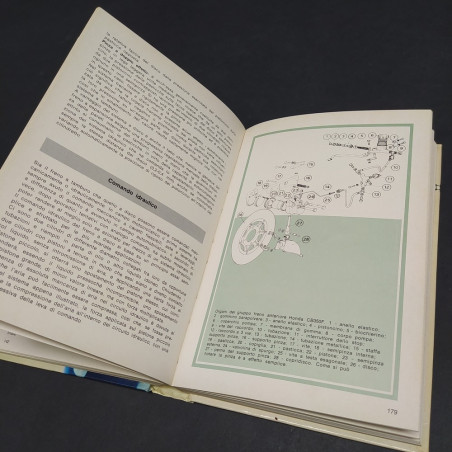 Volume Manuale della moto - Tecnica e manutenzione, Mondadori 1979. Buono