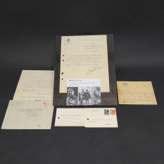 Lotto di lettere e documenti vari degli anni '20/'30/'40 di storici e militari