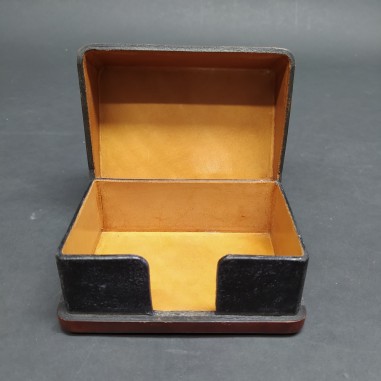 Scatola in cuoio 12x8,5 cm molto elegante con leggeri graffi