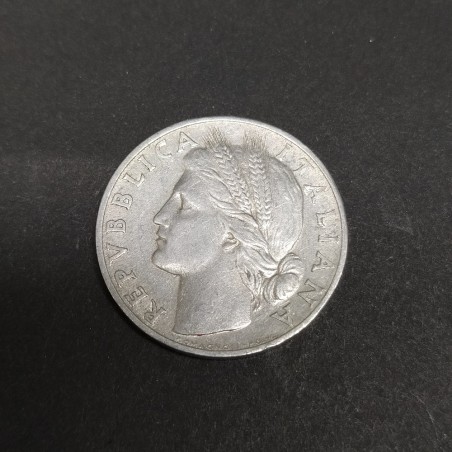 Moneta da 1 Lira R della Repubblica italiana datata 1949, metallo offuscato