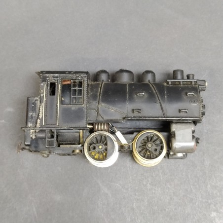 Locomotore vapore Rivarossi  1051 con parte riparata con colla in cofanetto