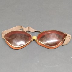 Occhiali da automobilista anni '30/'40 in plastica con imbottitura ed elastico 2