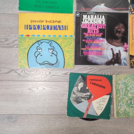 Lotio di 15 dischi vinile vario genere rock anni 70/80 mediocri