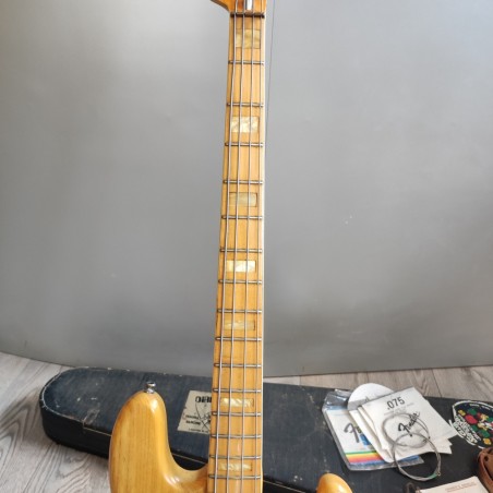 Basso Jazz Fender periodo CBS anni 70 seriale 670900
