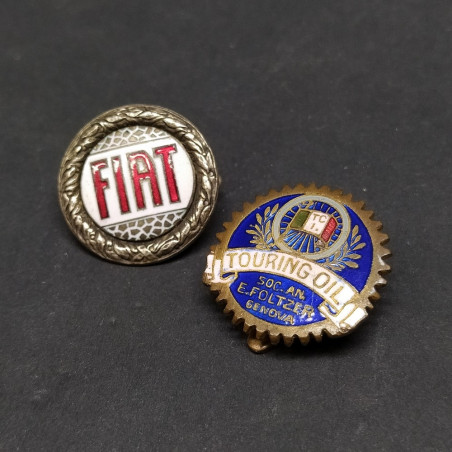 Spilla Fiat e pin Touring oil entrambe smaltate in buone condizioni