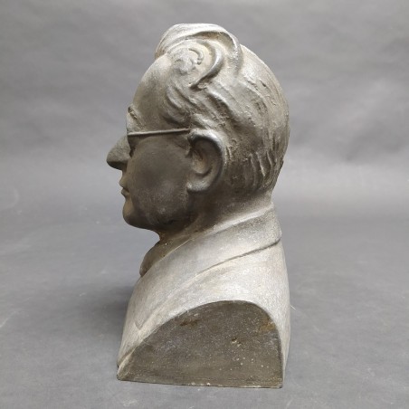 Busto di Palmiro Togliatti in bronzo alto 21 cm con fori per il fissaggio