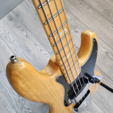 Basso Jazz Fender periodo CBS anni 70 seriale 670900