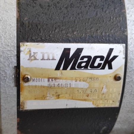 Taglierina verticale per tessuti marca KM modello L-728 usata