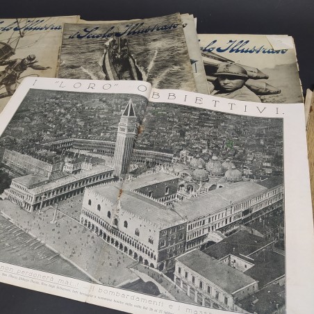 Lotto di 15 riviste Il secolo illustrato 1917-1918. Macchie diffuse e strappi