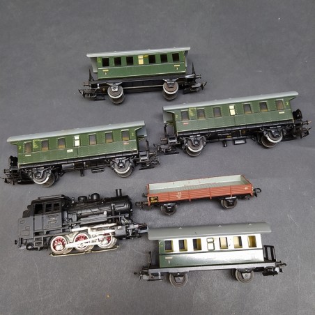 Set Marklin CM 827/3 scala H0 loco, 5 carri binari e trasformatore