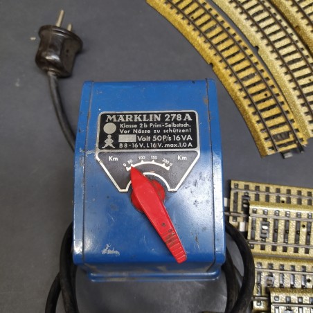Set Marklin CM 827/3 scala H0 loco, 5 carri binari e trasformatore