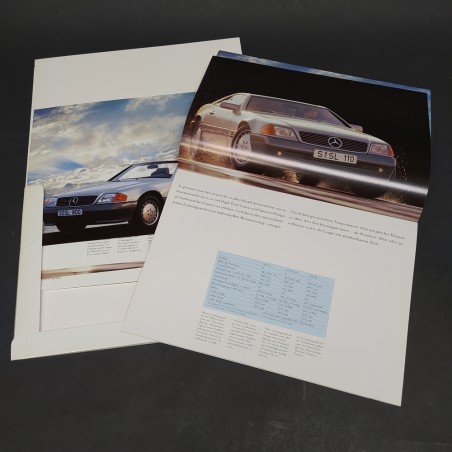 Catalogo auto Mercedes SL in tedesco e cartellina immagini modello SL francese