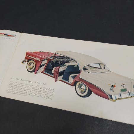 Catalogo delle automobili Chevrolet 1956 in francese con annotazione interna