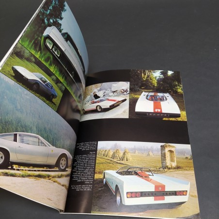 Cartellina proveniente dall'archivio Pininfarina num.1075 in francese. Buono