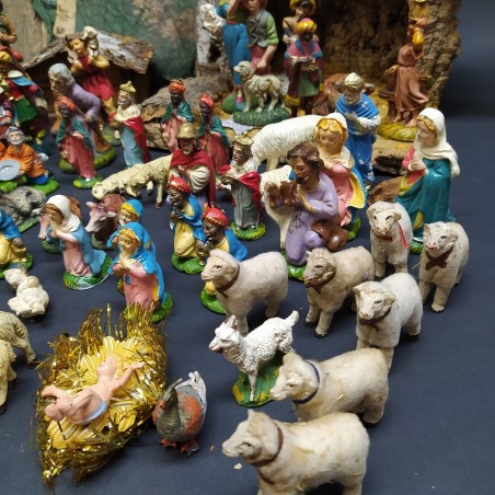 Lotto di statuine grotta e materiale da presepe, statuine fratturate, aggiustate