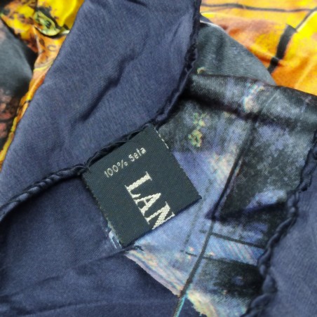Foulard da donna Lancia in seta 100%, dimensioni 83x87 cm ben tenuto