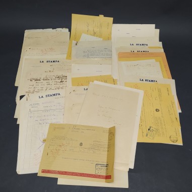 Documenti corrispondenza giornalista Bertazzoni con La Stampa di Torino anni 30