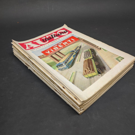 Lotto di 16 numeri della rivista Auto italiana 1947. Ingiallimenti, sbucciature