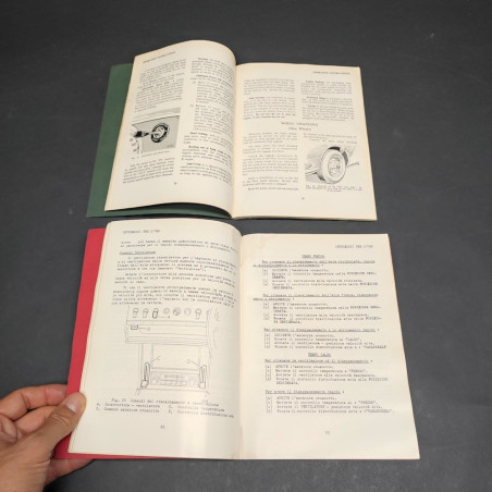 Lotto di 2 libretti d'uso e manutenzione auto Jaguar 3.4 - 3.8 inglese, italiano