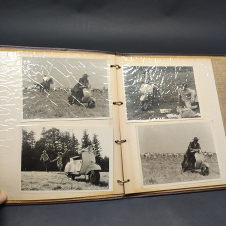 Copia di brevetto Vespa 1946, placca, decalcomania, foulard e album foto Vespa