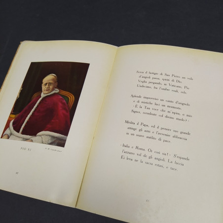 Volume Sonetti fascisti con dipinti e dedica dell'autore A. M. Gianella, 1935