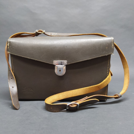 Borsa per macchina Leica 32x14 cm, alta 19 cm con tracolla e segni di umidità
