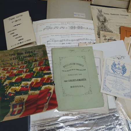 Blocco di documenti dell'Accademia Militare, foto, lettere, spartiti. Primi '900