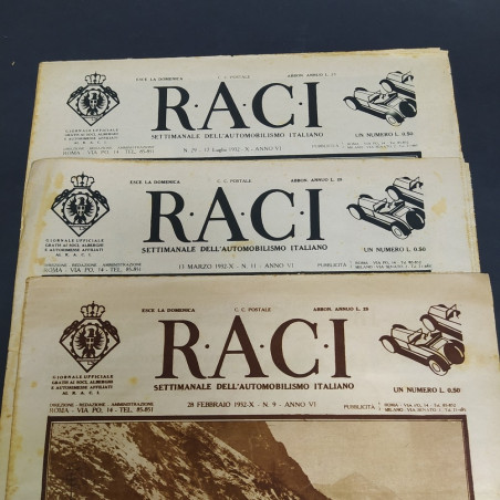 Lotto di 11 riviste Raci dell'anno 1932. Ingiallimenti, aloni, piccoli strappi