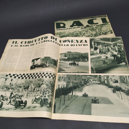 Lotto di 2 riviste Raci dell'anno 1935 con pieghe, forti ingiallimenti e strappi