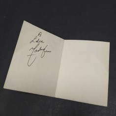 Cartoncino con due fotografie di Domenico Modugno con autografo e dedica 2