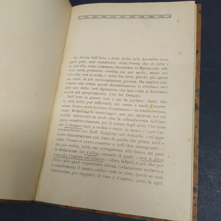 Libro Tecnica delle arti figurative, G.Urbini, anni '20. Sottolineature a matita
